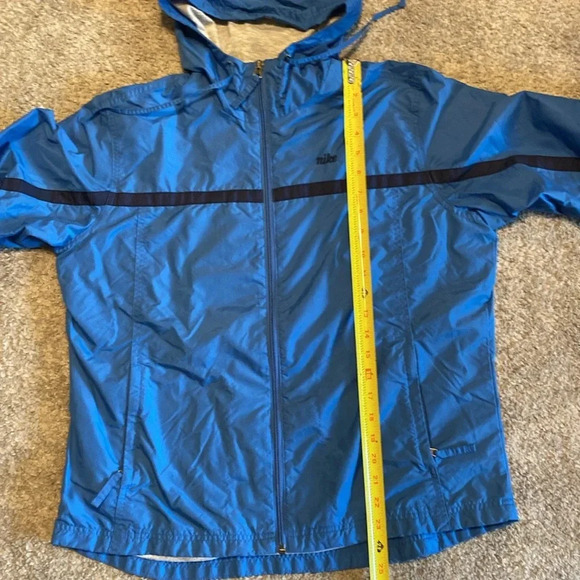 Nike Blue Windbreaker Hooded Jacket Blue Stripes Athleisure Sportswear Size M - Picture 10 of 10